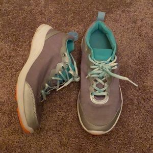 Ladies Vionic Tennis Shoes